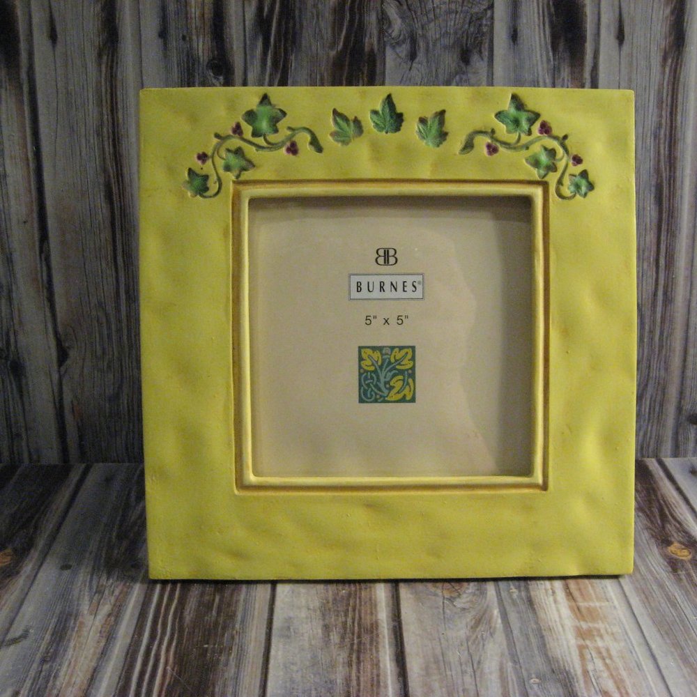 BURNES 5 X EASEL BACK PHOTO FRAME - NWOB